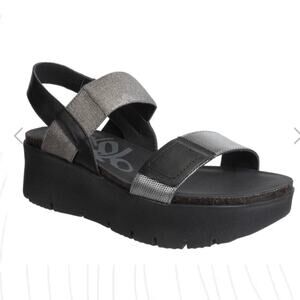 Otbt nova black travel lite platform sandals size 7
